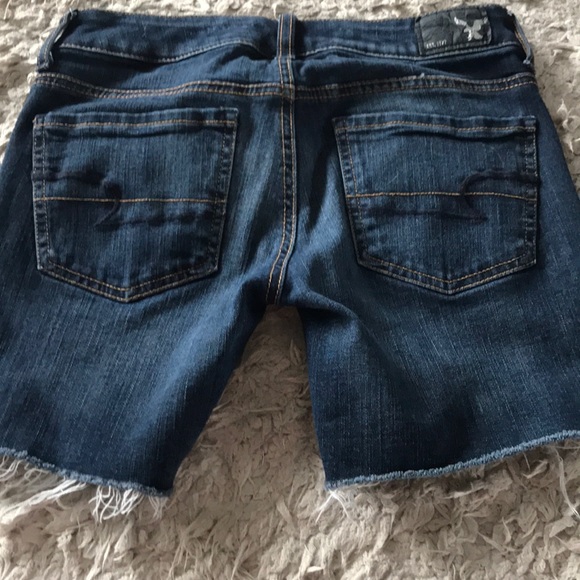 American eagle 🦅 midi jean shorts - Picture 2 of 6